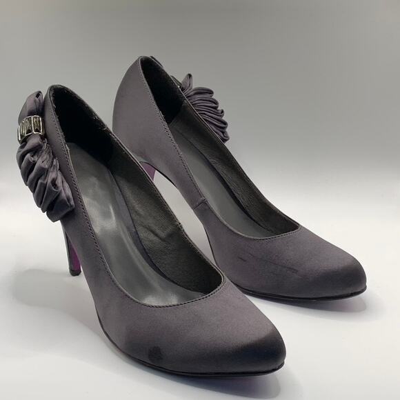 MANFIELD Women's Gray Satin Round-Toe Rhinestone Embellished Bow Pumps SZ40(US9) - Picture 1 of 15